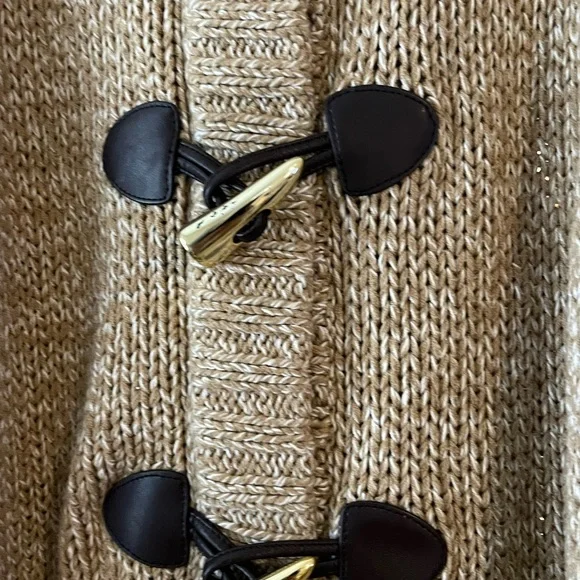 Michael Kors cream and gold poncho - Picture 2 of 5